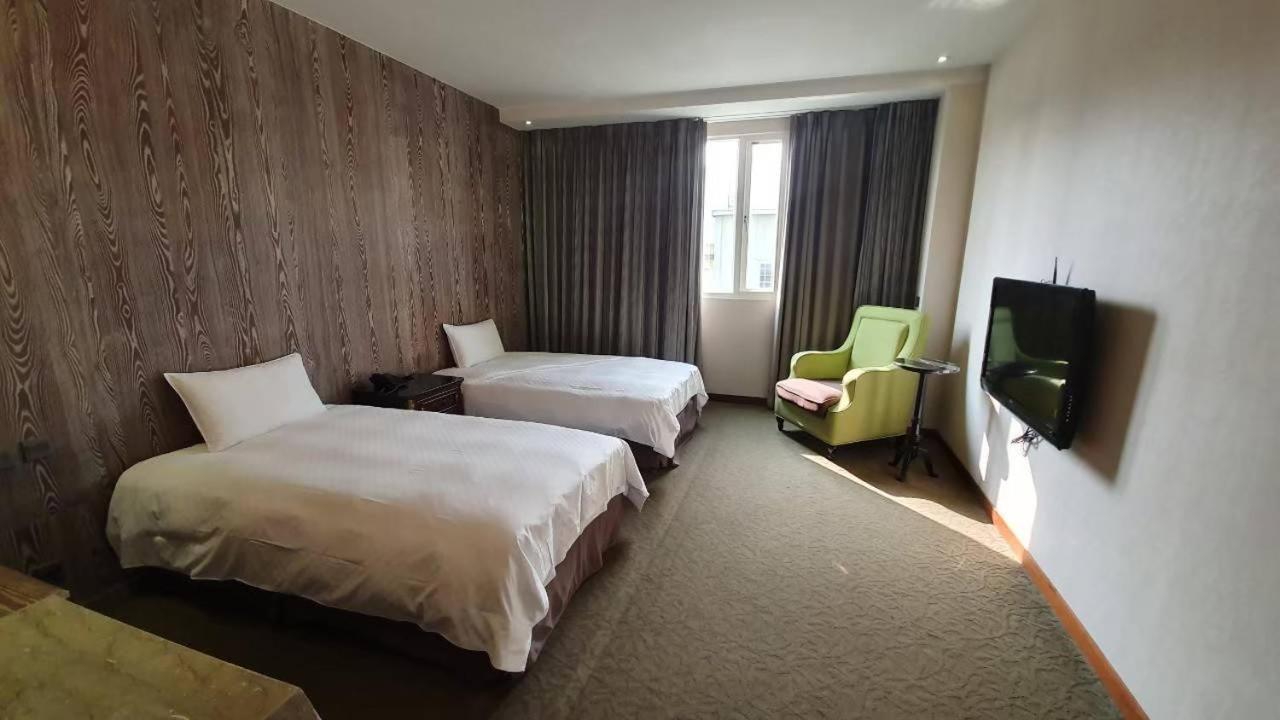 Chia Shih Pao Hotel Taibao Esterno foto