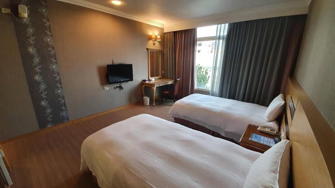 Chia Shih Pao Hotel Taibao Esterno foto