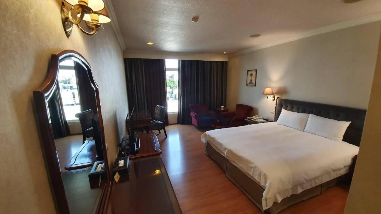 Chia Shih Pao Hotel Taibao Esterno foto