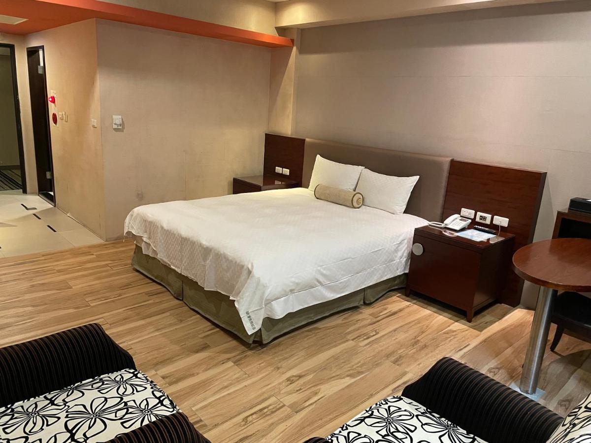 Chia Shih Pao Hotel Taibao Esterno foto